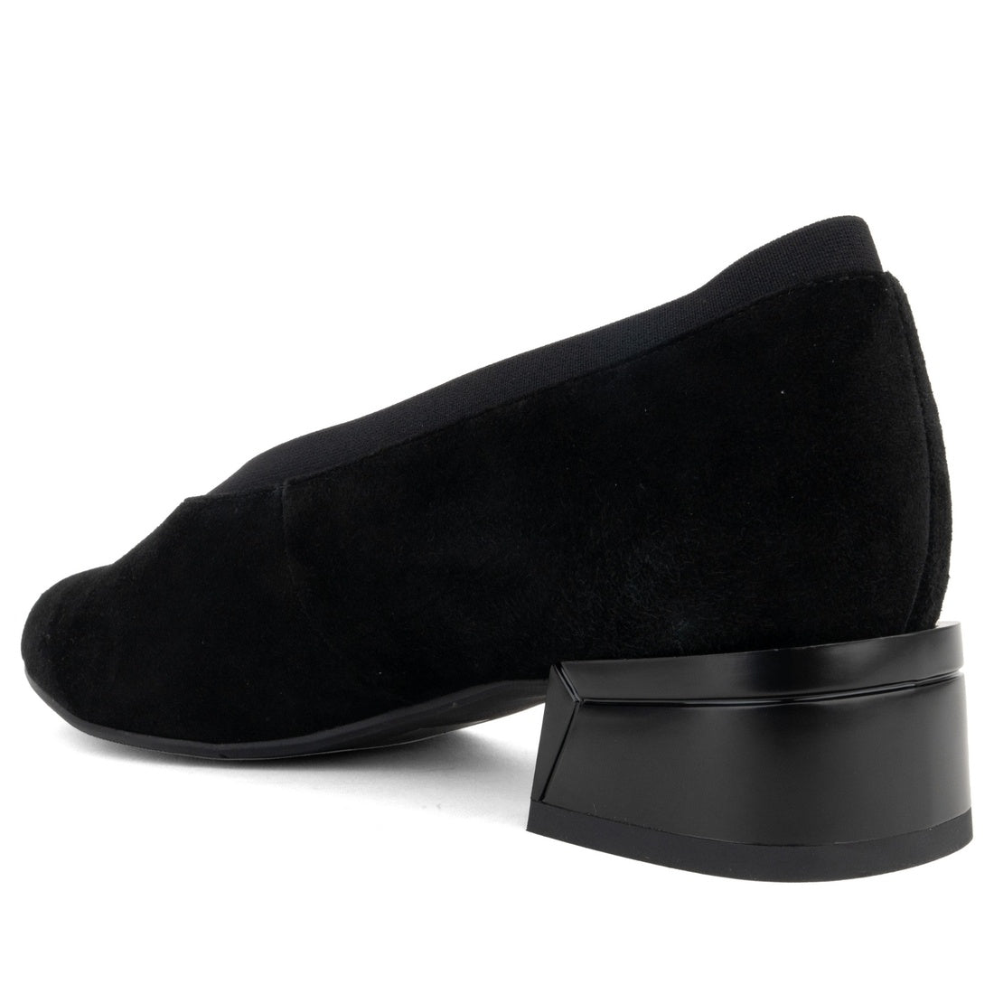 black casual closed pumps