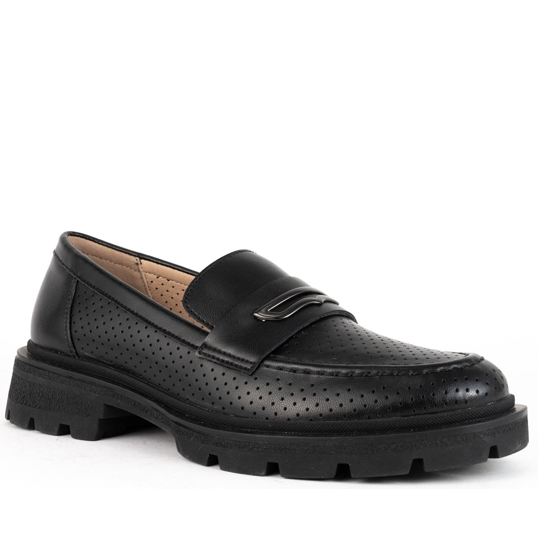 black elegant closed loafers