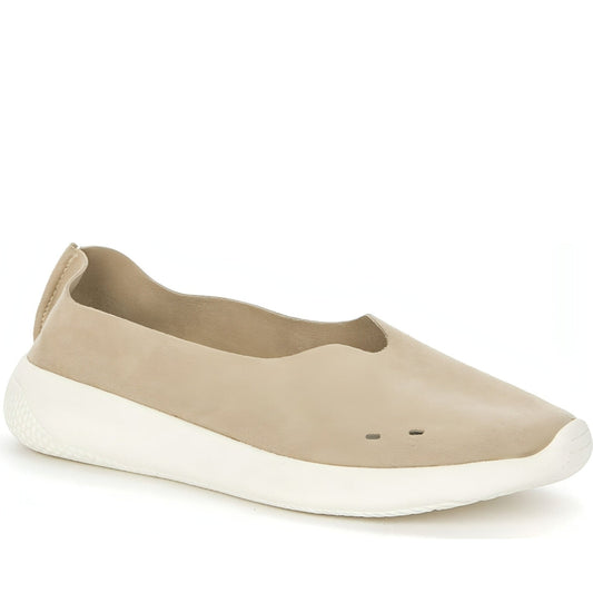 GRUNBERG womens beige casual closed ballerinas | Vilbury London