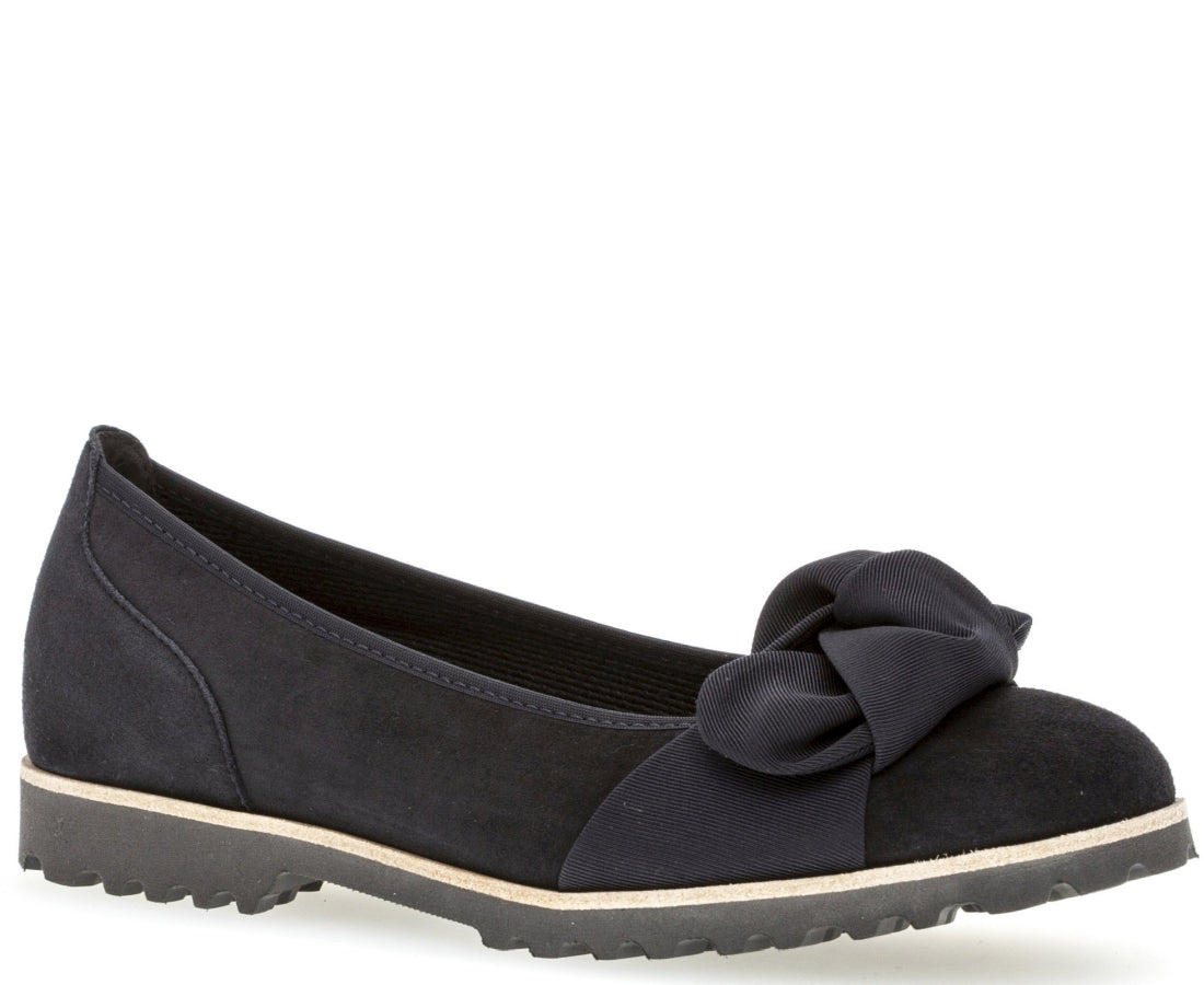 Gabor Womens black casual closed shoes | Vilbury London