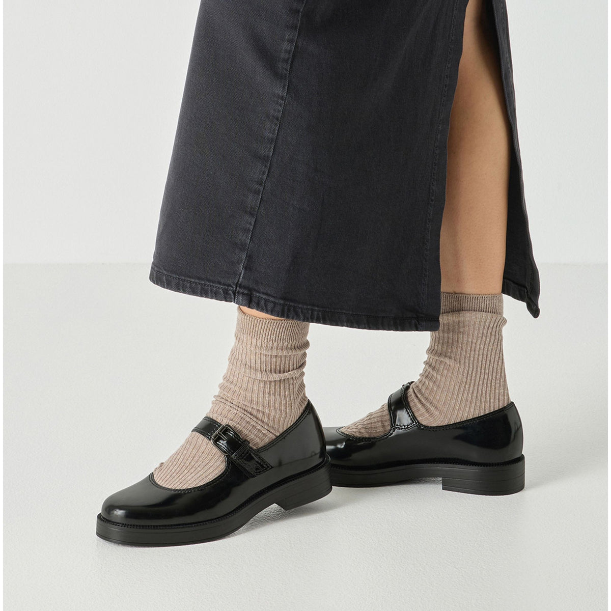 Women's Black Ballet Flats