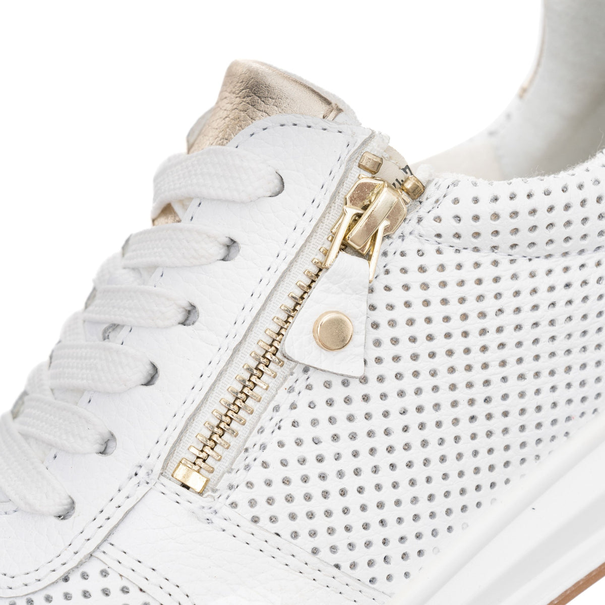 Osaka Women's White Leisure Wedge Fashion Sneakers