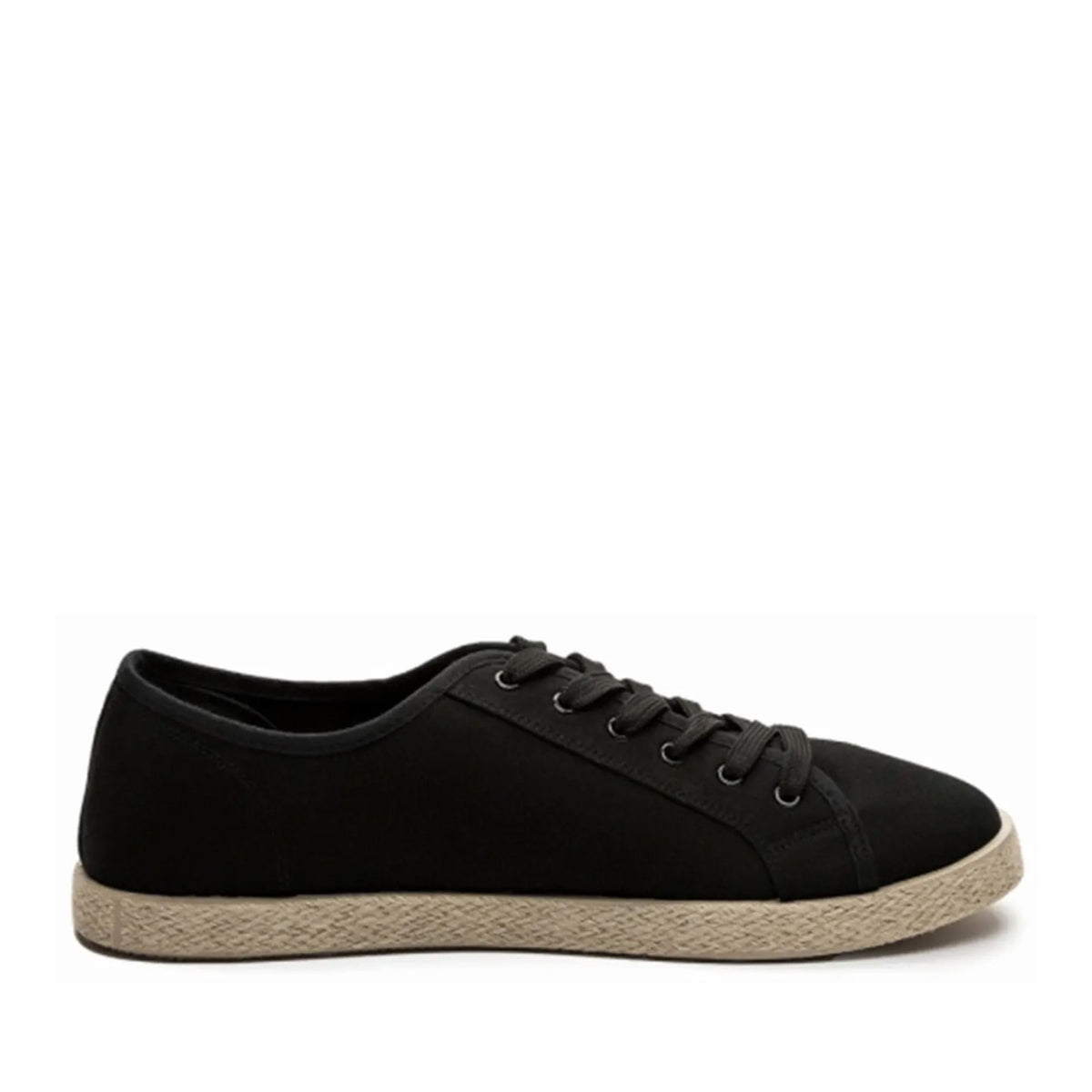black casual closed sneakers