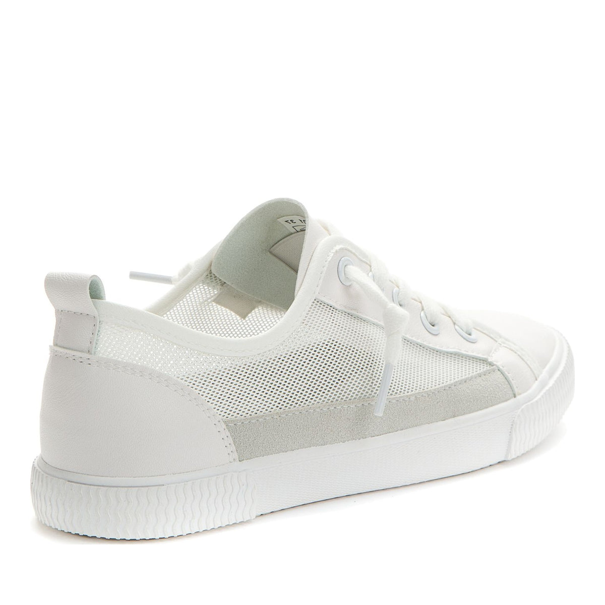 white casual closed sneakers