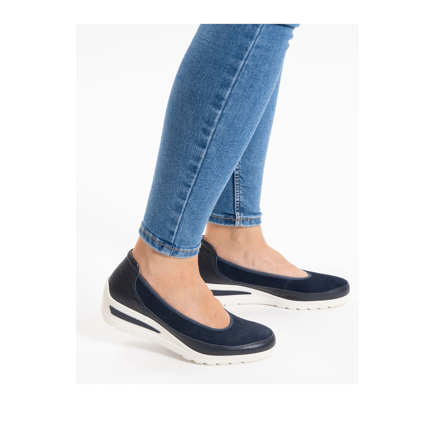 Zürich Women's Blue Open-Toe Ballet Flats