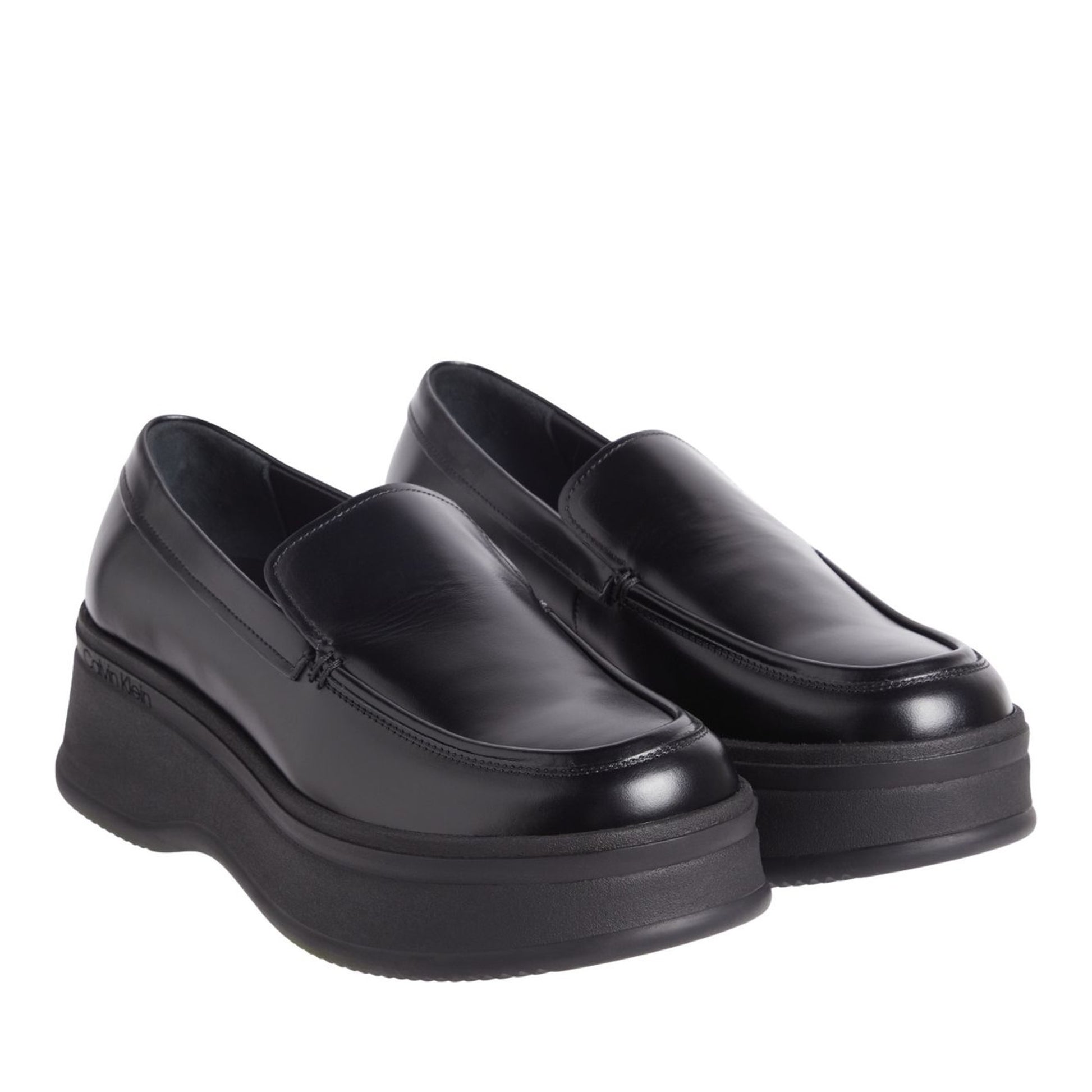 Pitched Women's Black Loafers