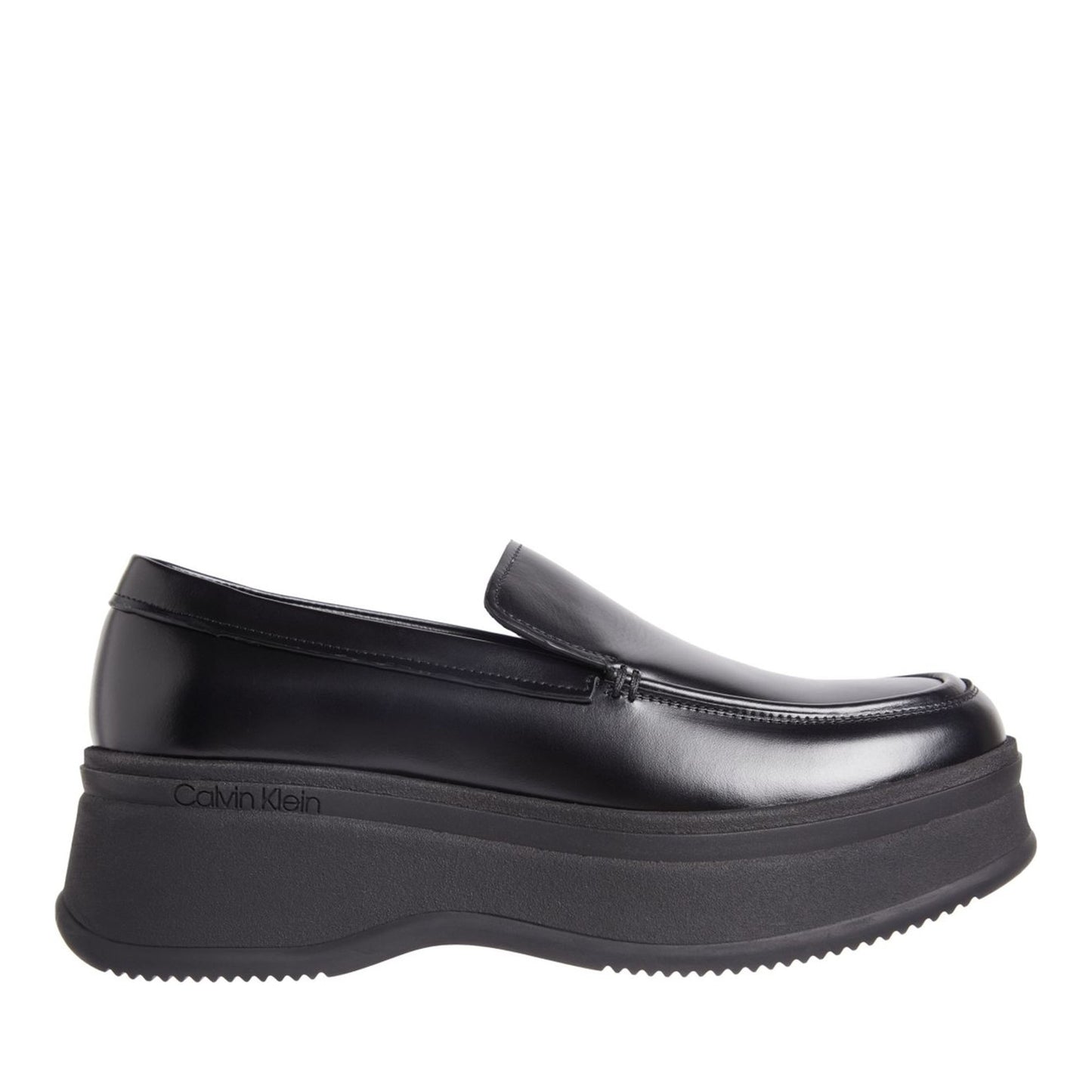 Pitched Women's Black Loafers