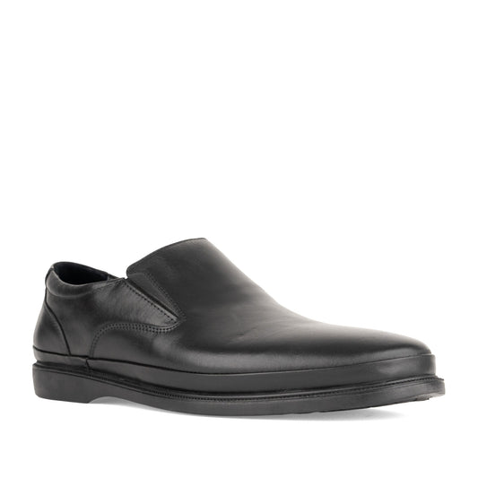 black casual closed formal