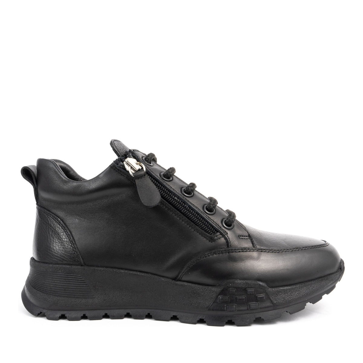 black casual closed booties