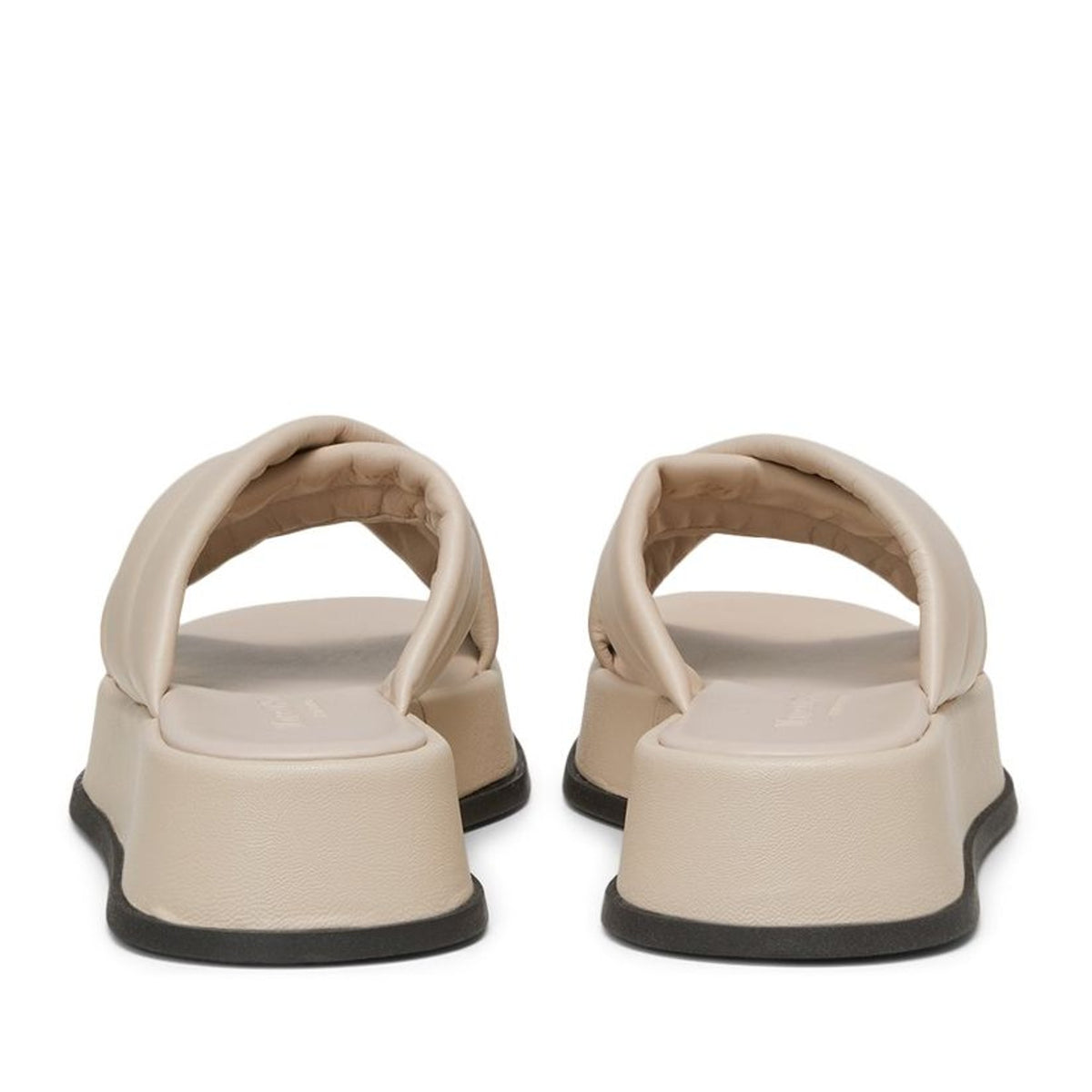clara sandals