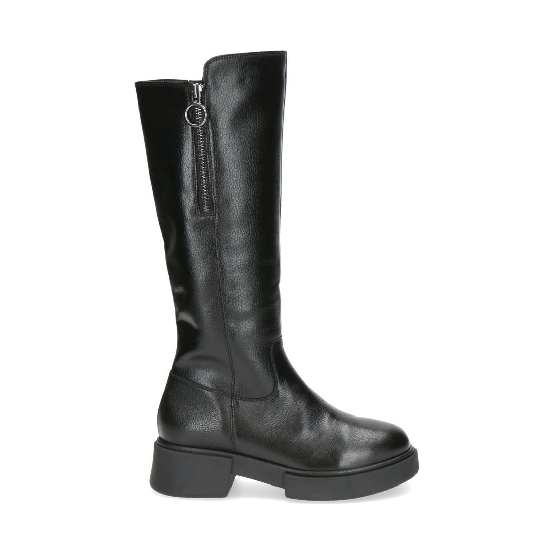 black casual closed boots