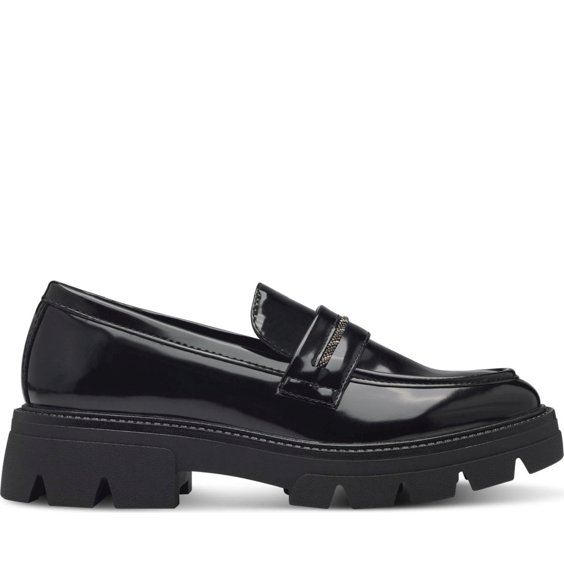 black elegant closed loafers