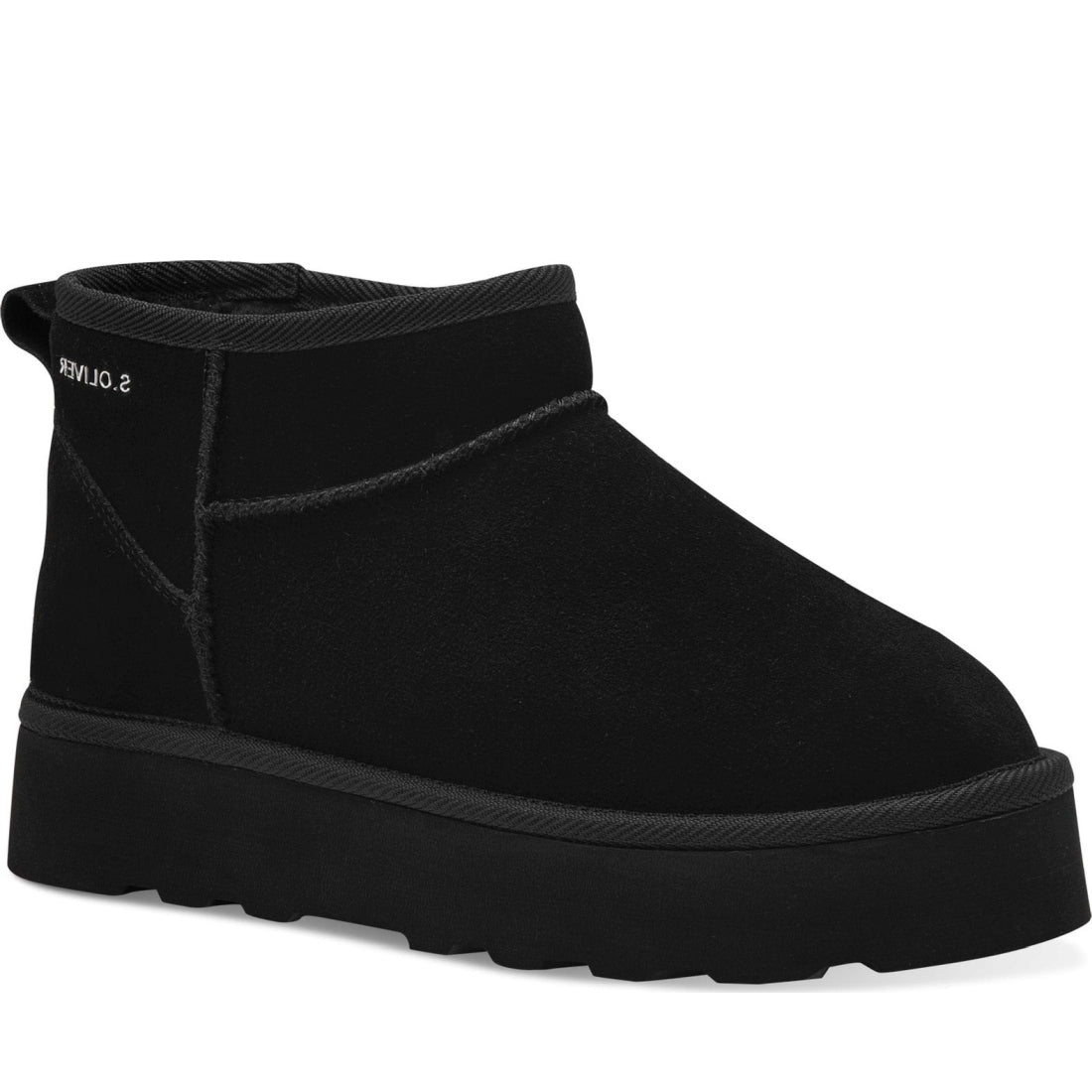 black casual closed booties