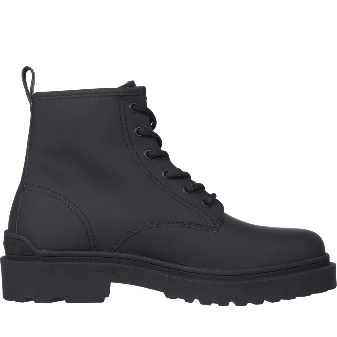 black casual closed lace up boot