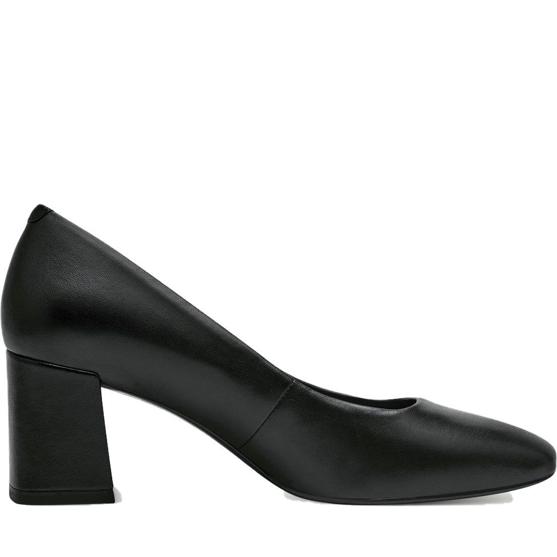 black elegant closed pumps