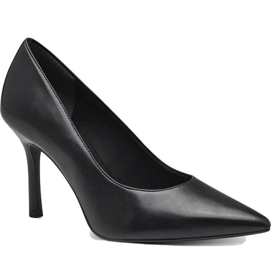 black matt elegant closed pumps