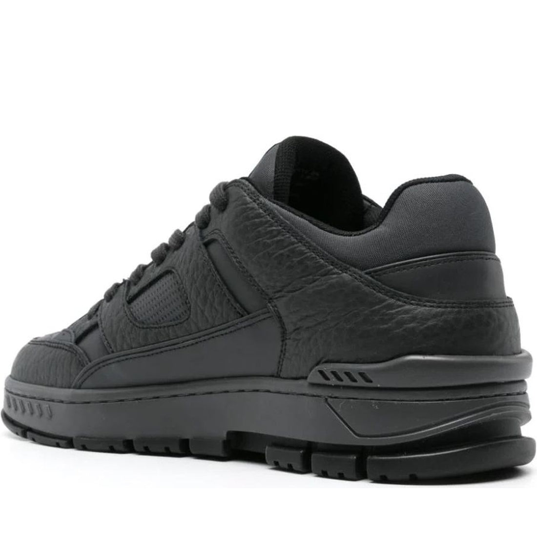 AXEL ARIGATO mens black area lo sneaker | Vilbury London