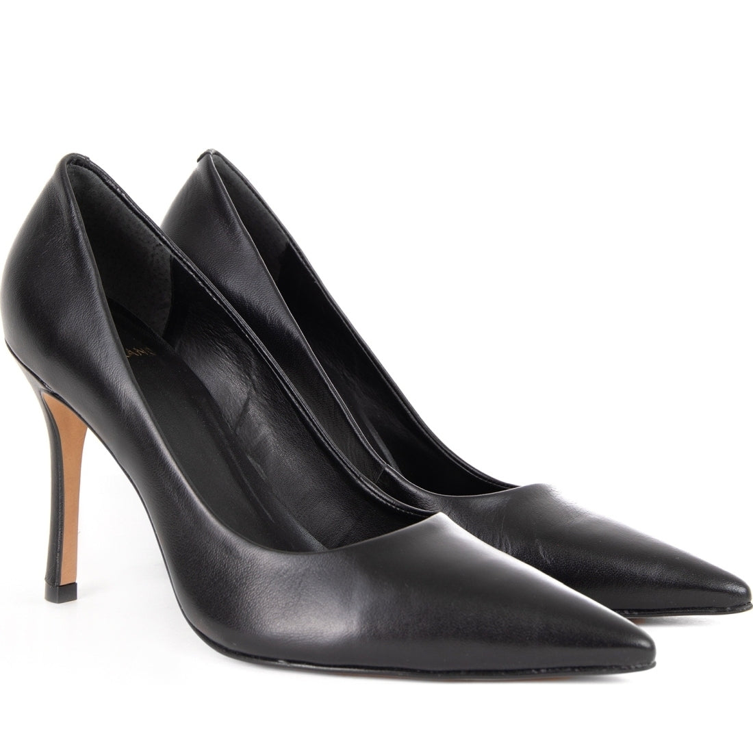 black elegant closed pumps