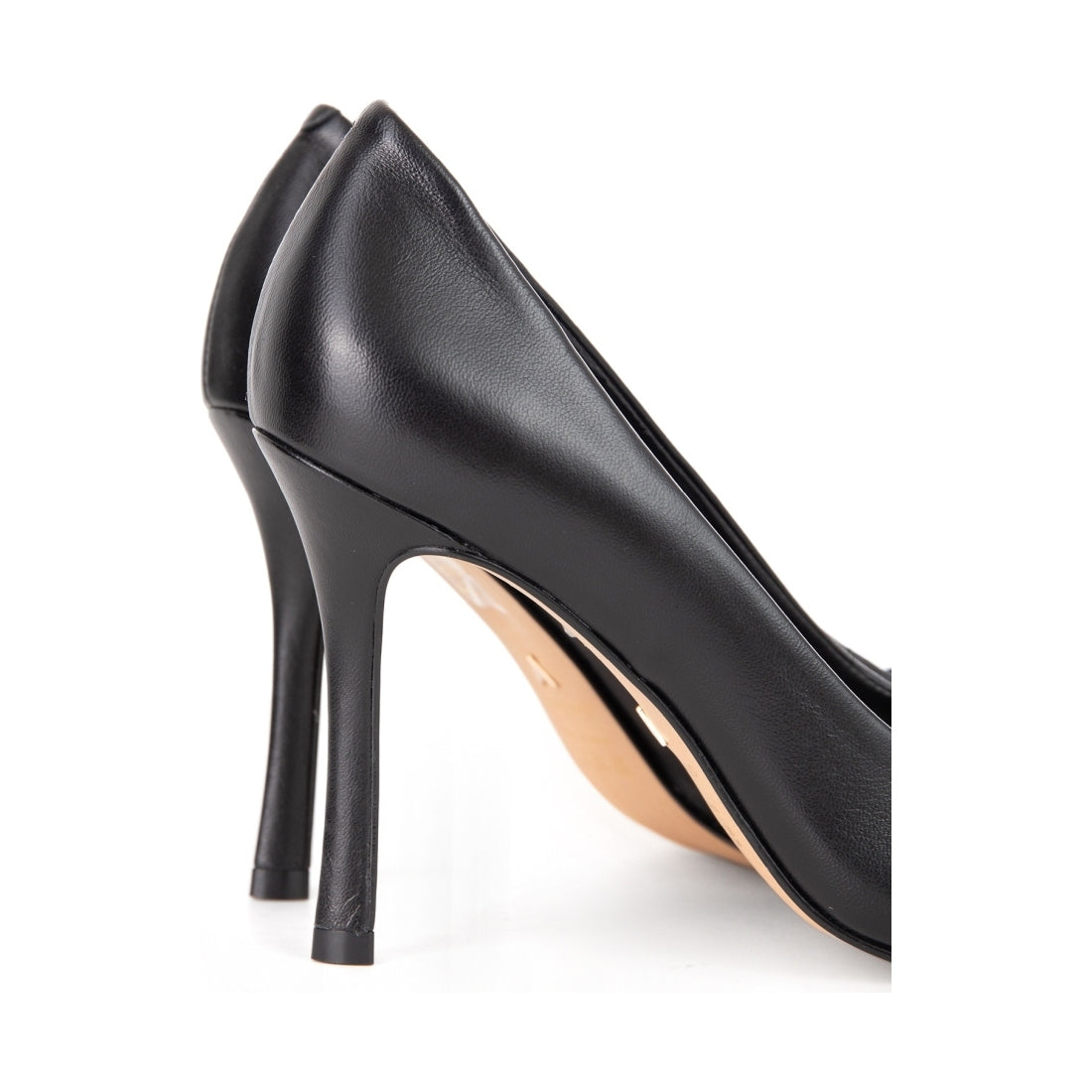 black elegant closed pumps