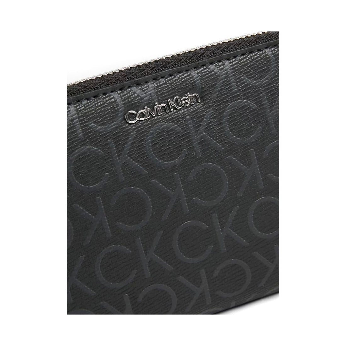 must z/a wallet