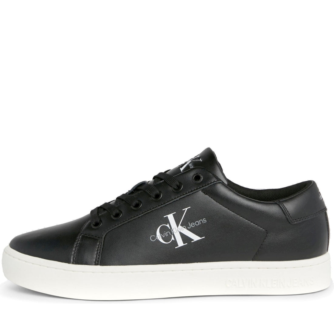 classicc low lace up leisure trainers