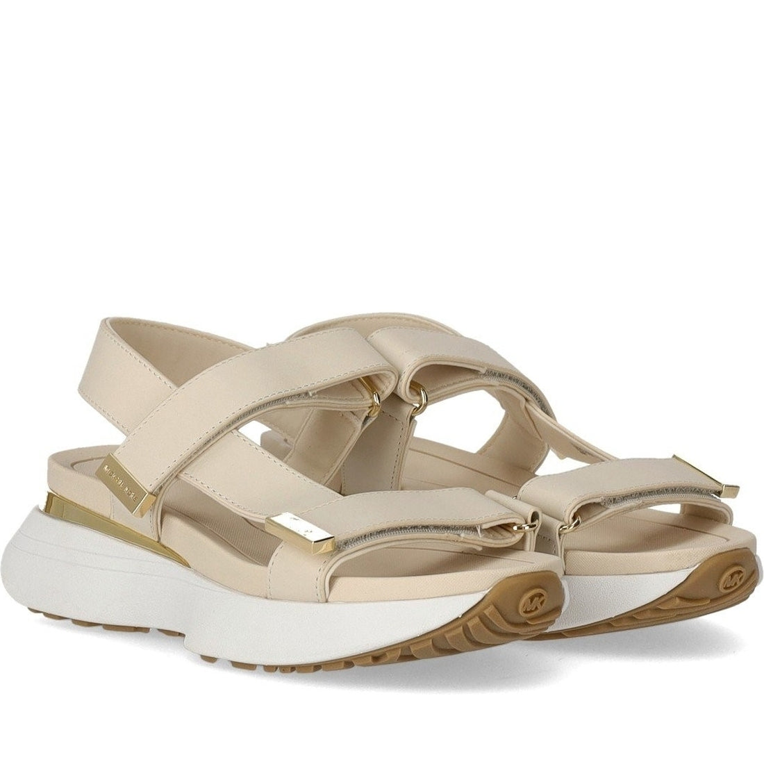 ari sandal