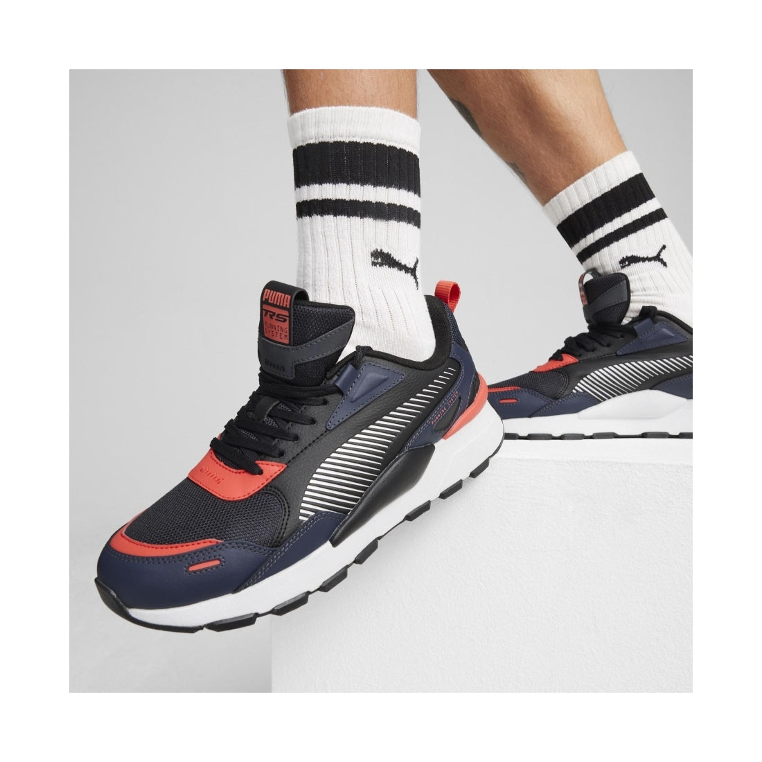 Puma mens black active red rs 3.0 leisure trainers | Vilbury London