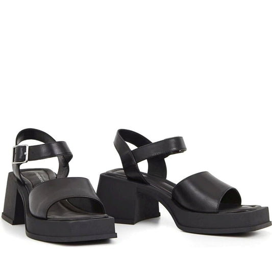 hennie sandals