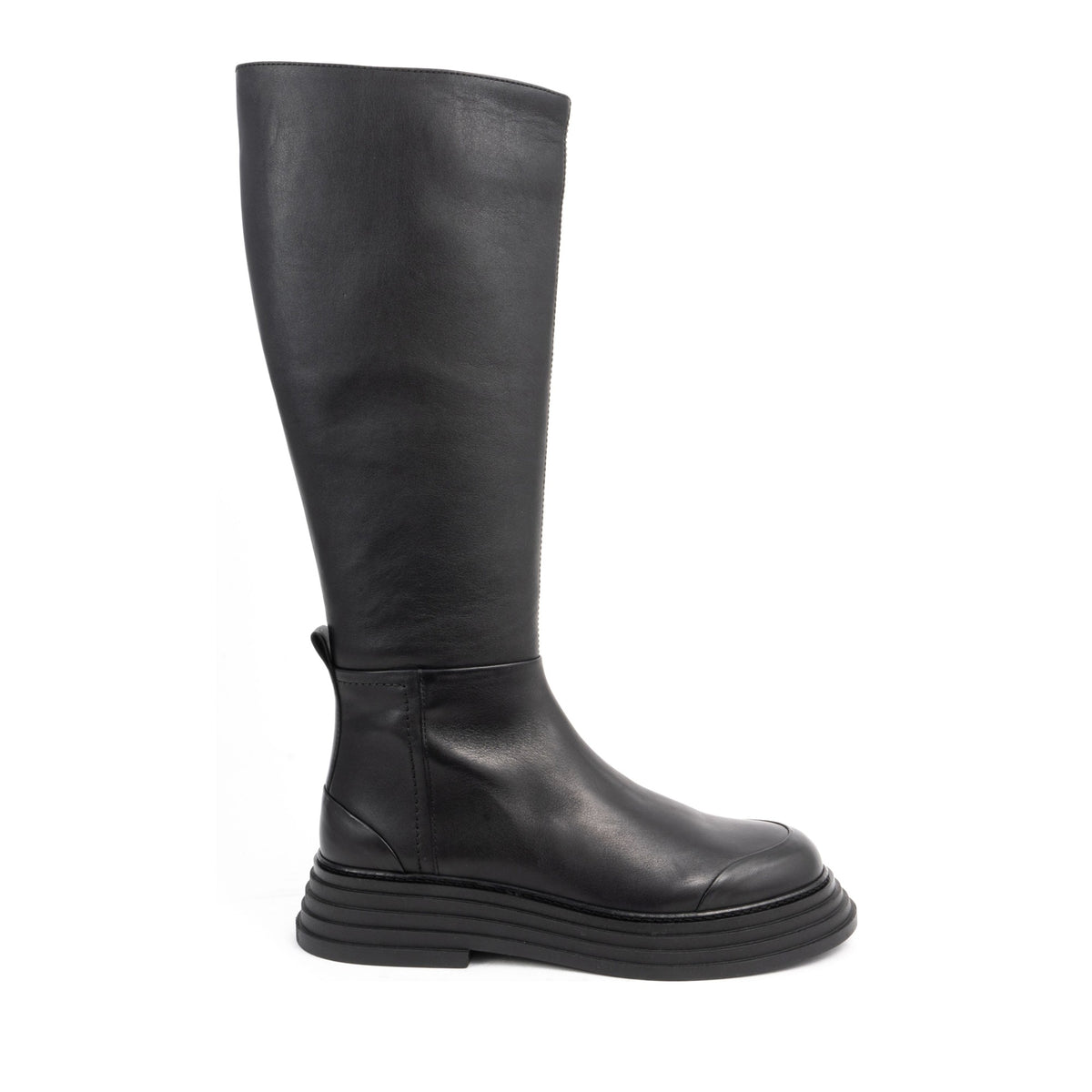 black casual closed boots