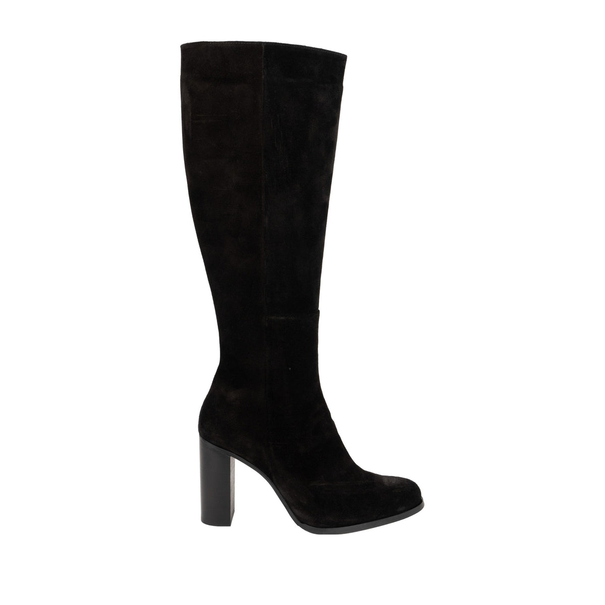 black classic closed boots