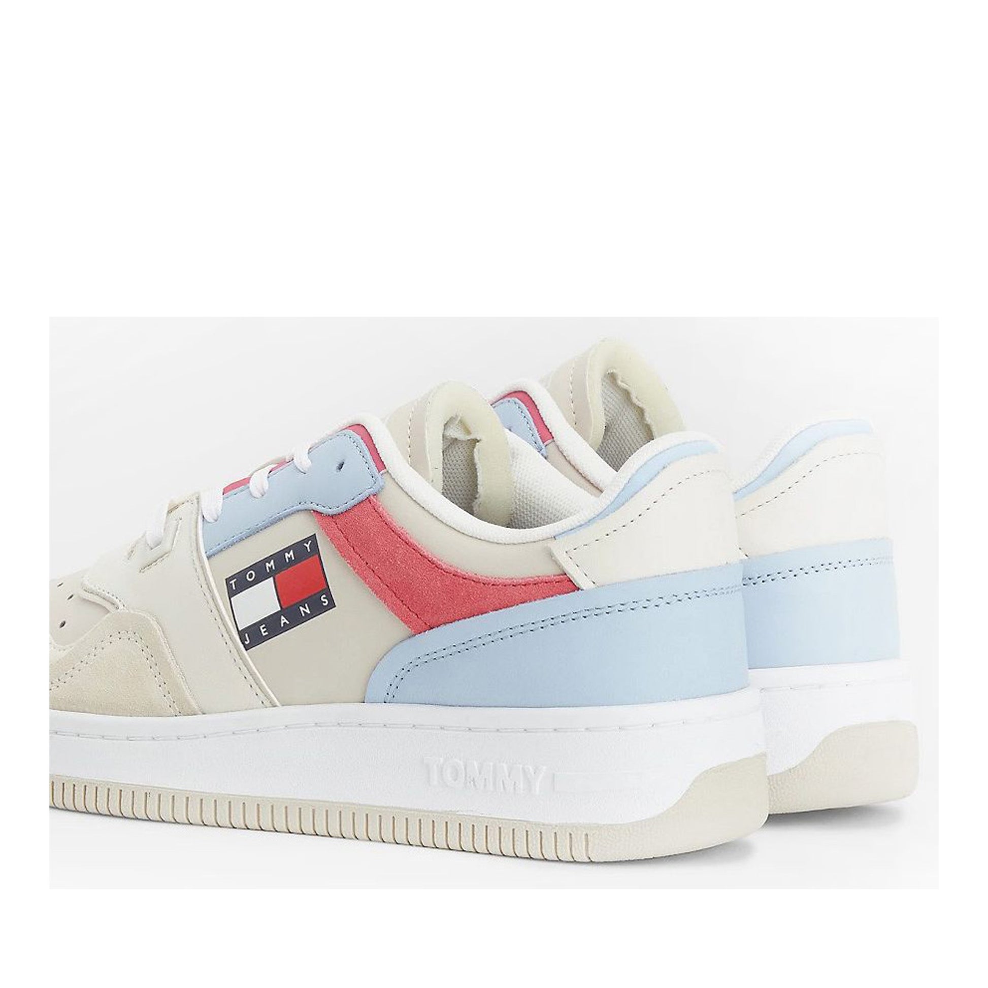 Basket Women's Beige Athletic Sneakers