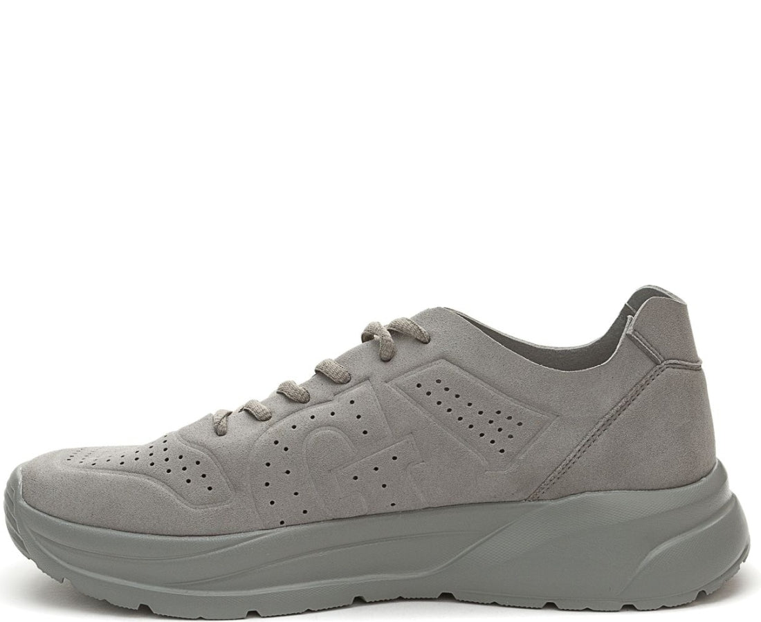 grey casual closed sneakers