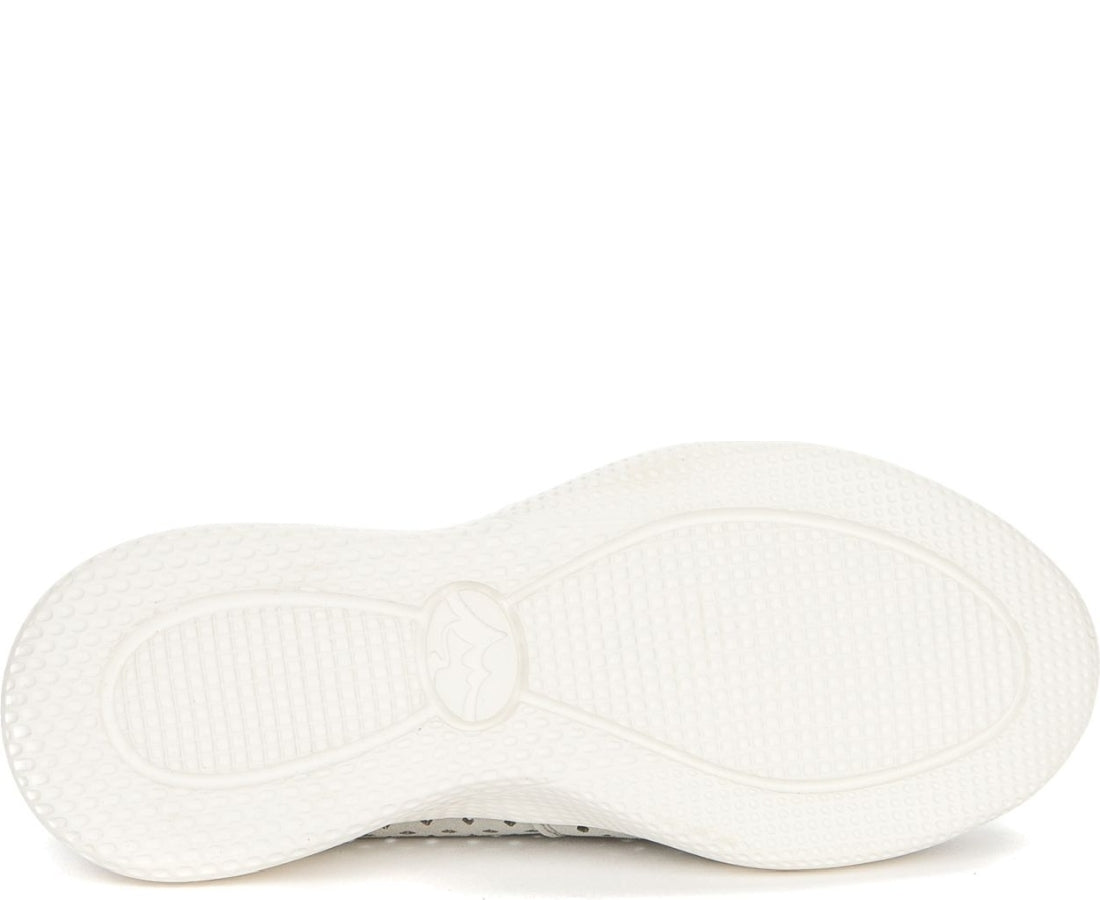 leisure shoes