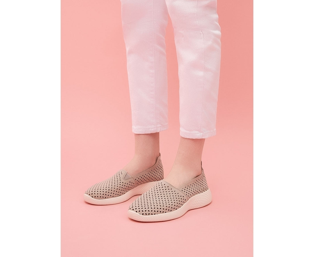 leisure shoes