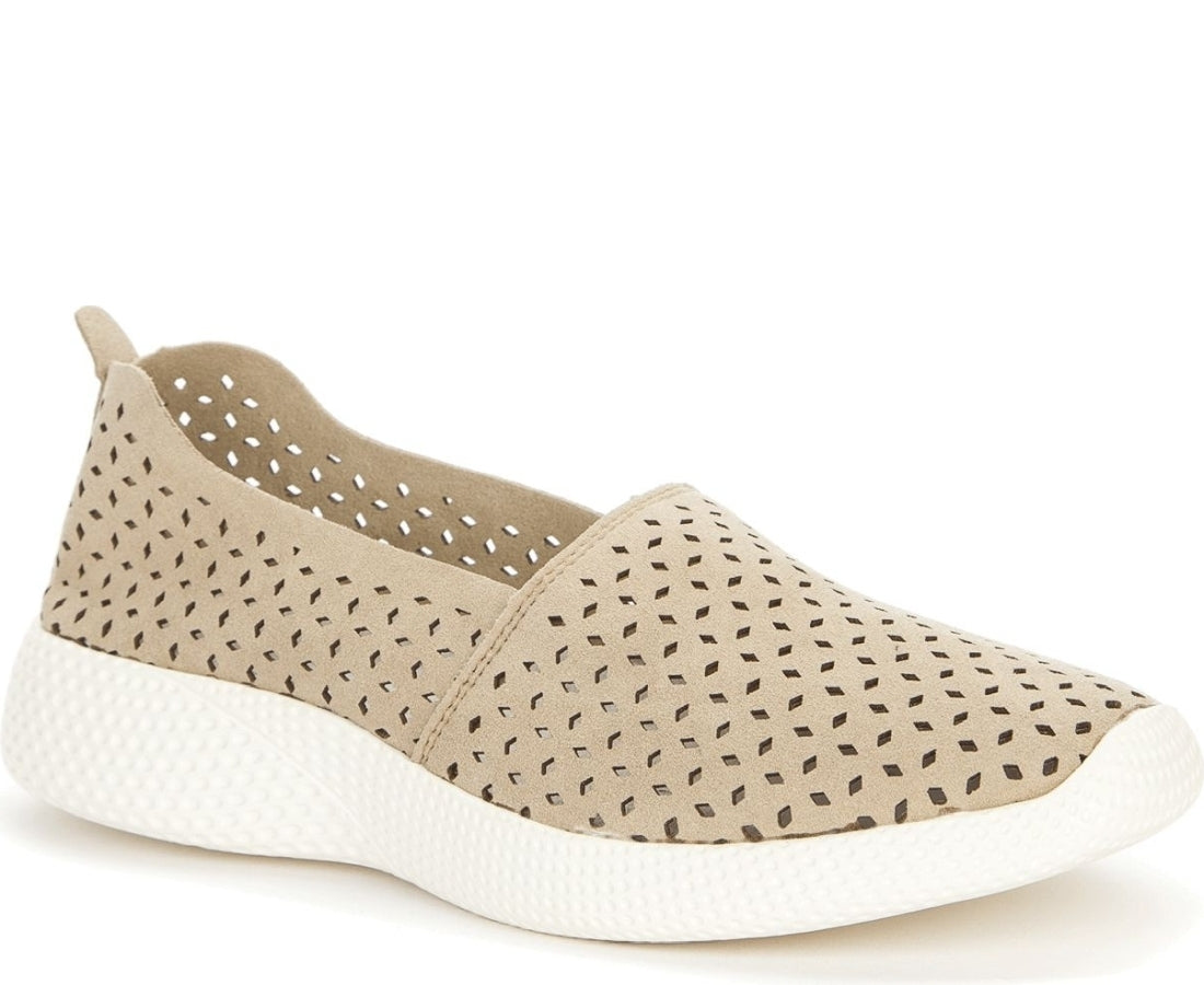 leisure shoes
