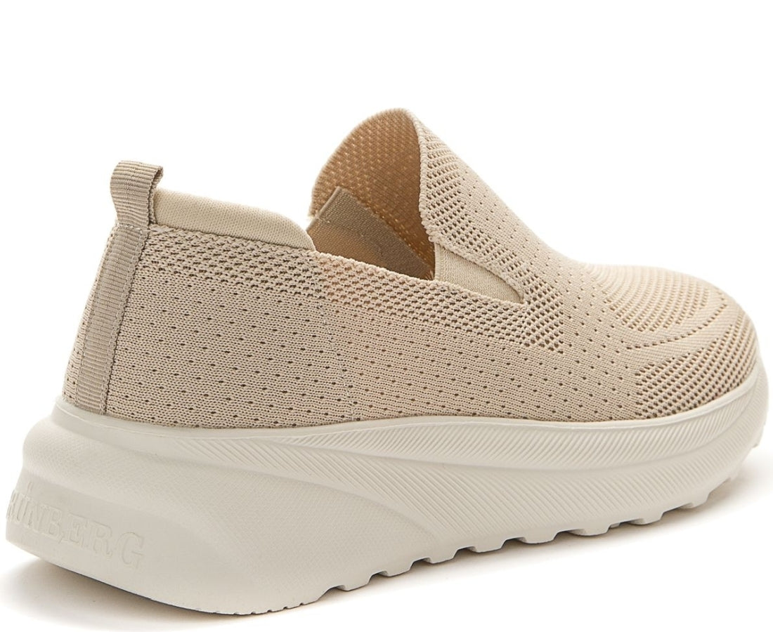 leisure shoes
