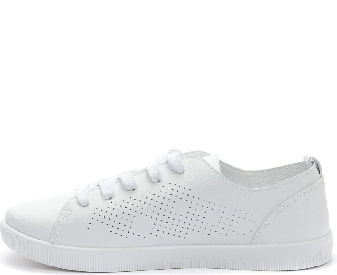 white casual closed sneakers