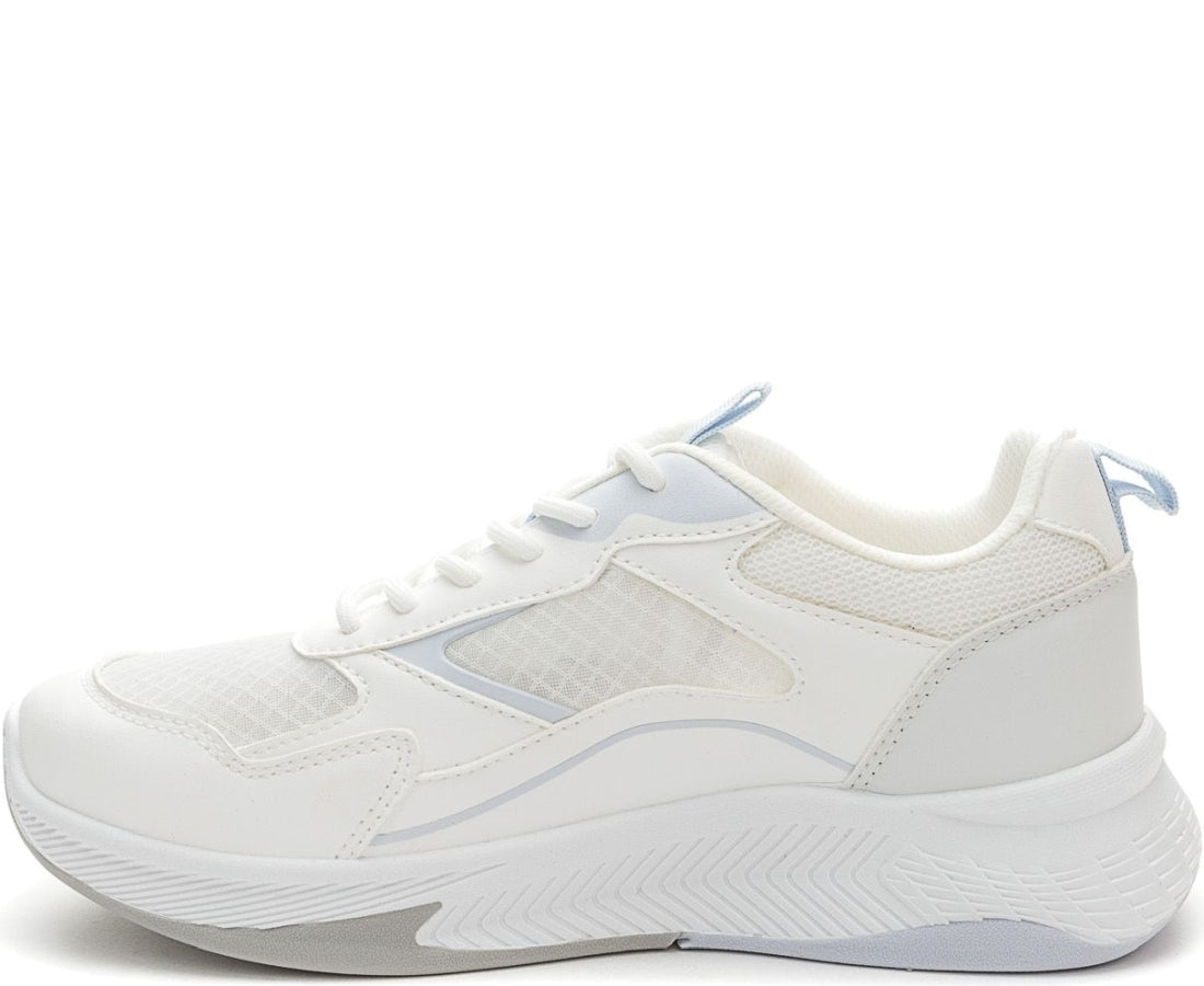 white casual closed sneakers