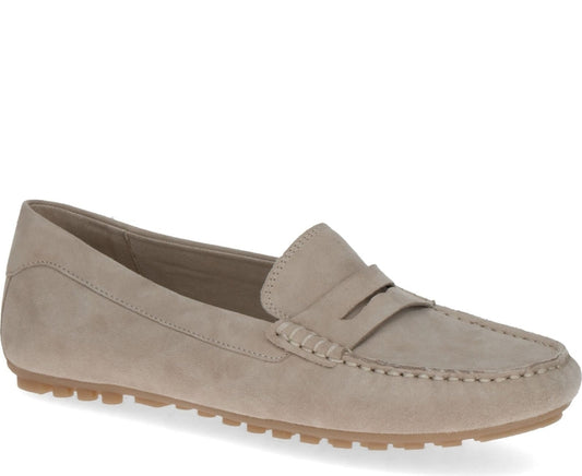 beige casual closed mocasins