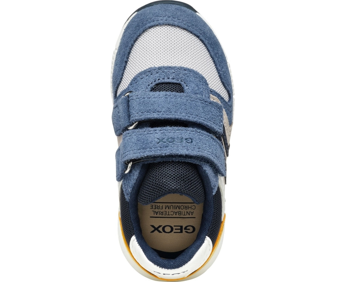 alben leisure trainers