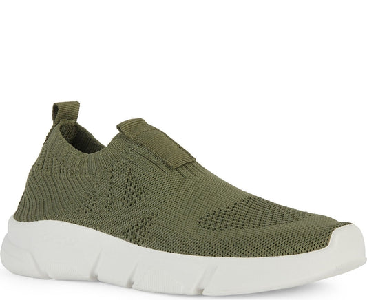 aril leisure trainers