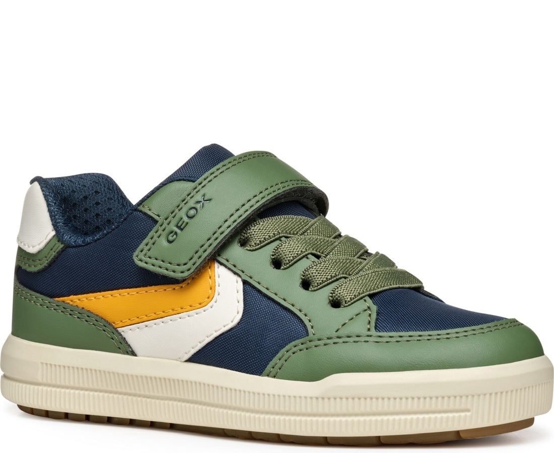 arzach leisure trainers