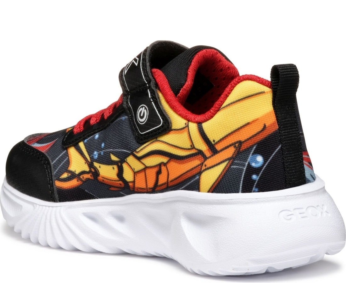 assister leisure trainers