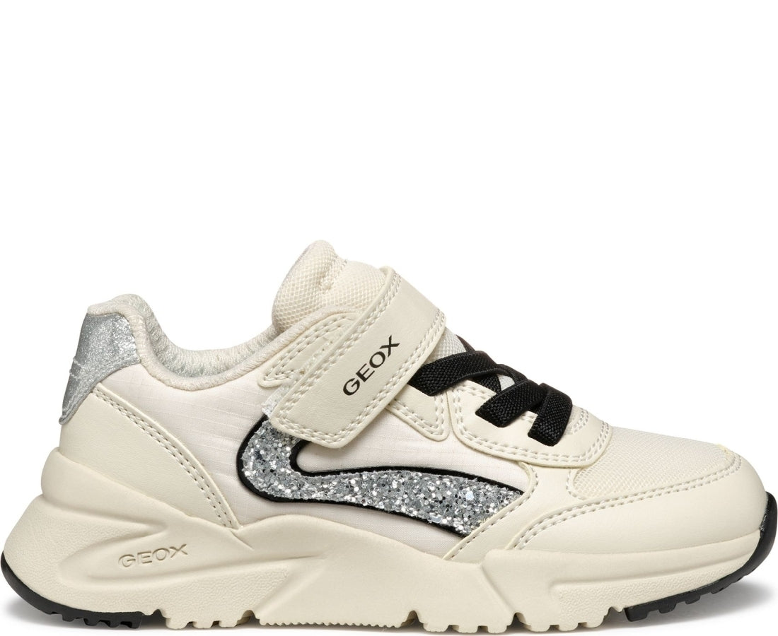 loftus leisure trainers