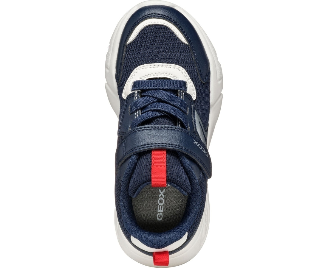 loftus leisure trainers