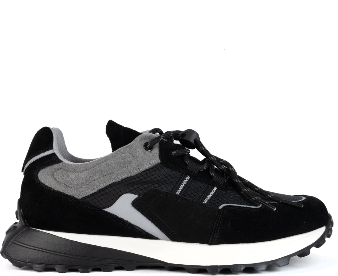 leisure trainers black