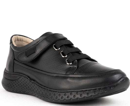 leisure trainers black