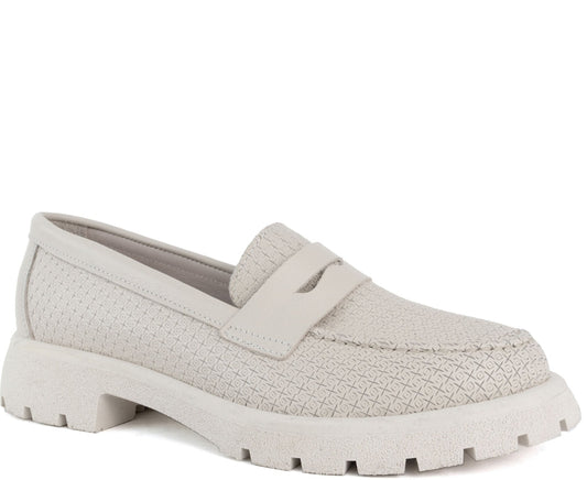 beige casual closed loafers