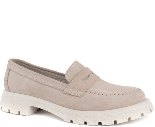beige casual closed loafers