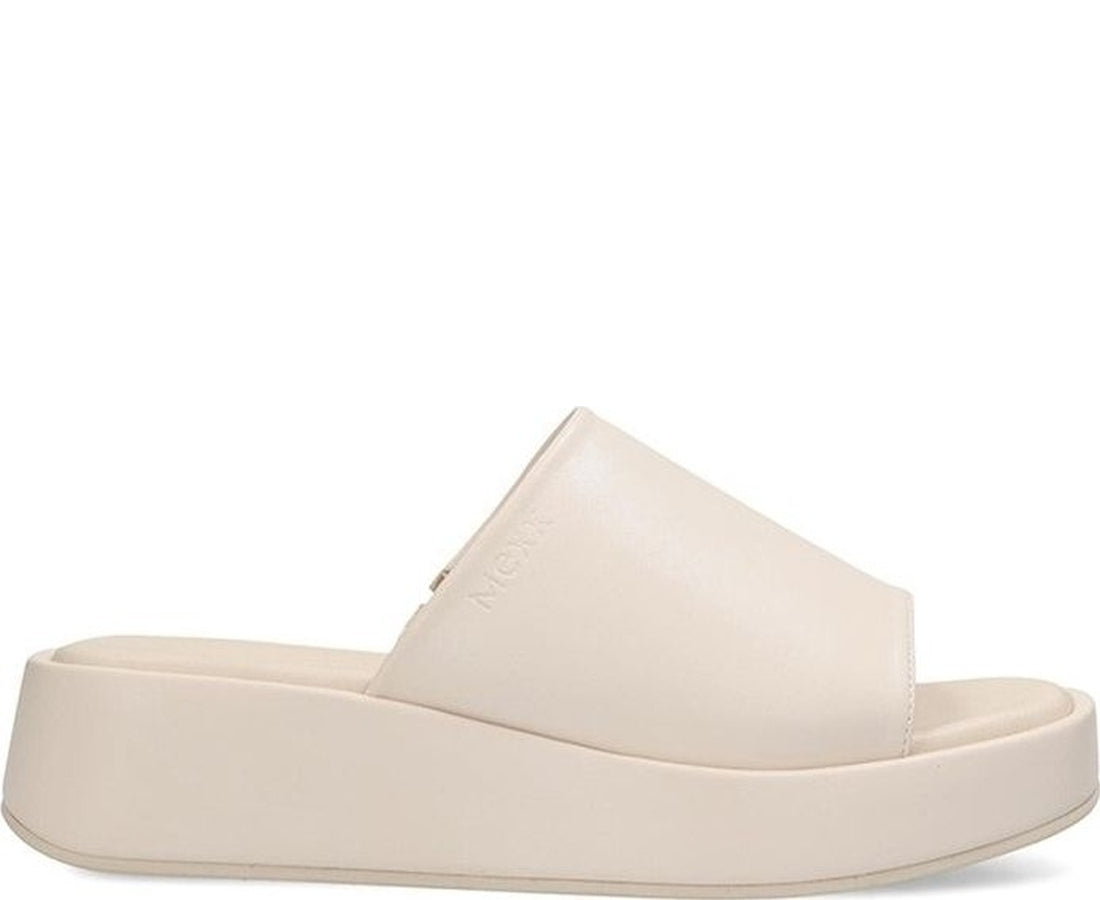 nica slippers